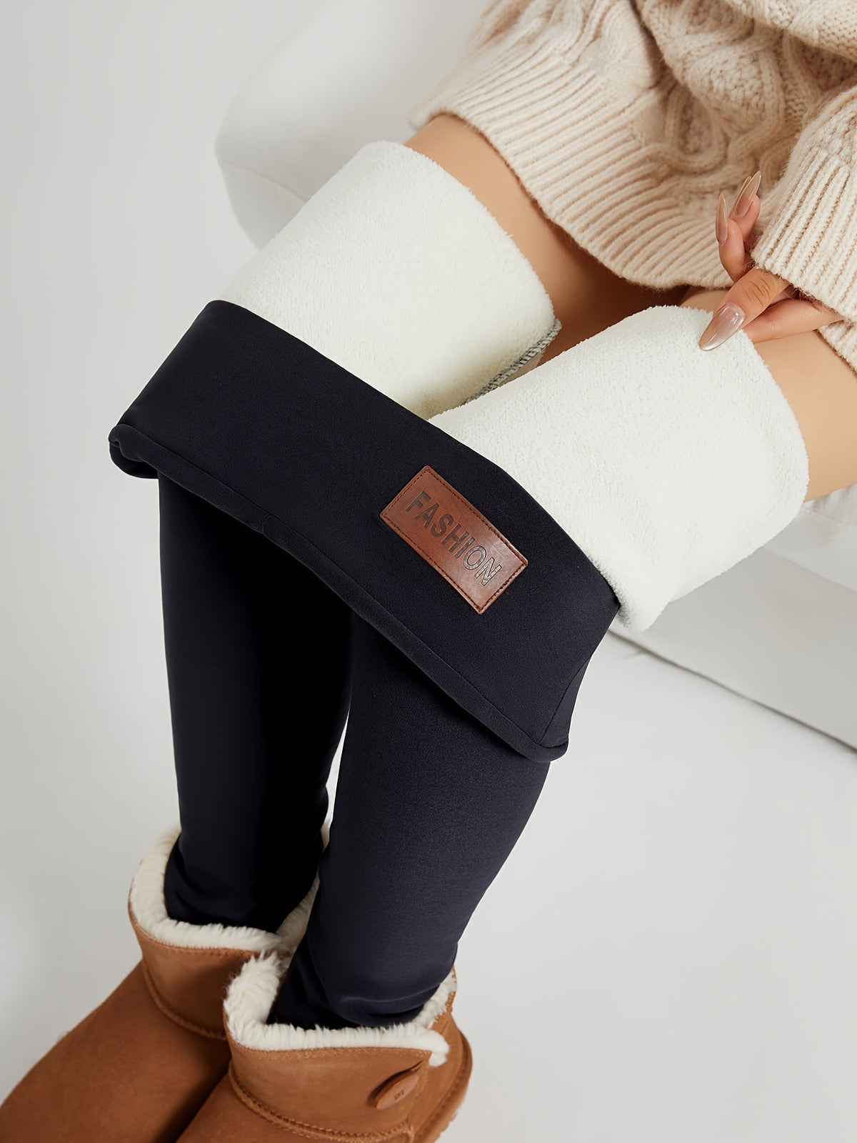 Deborah – Plush-Lined Leggings with Wide Waistband for Women