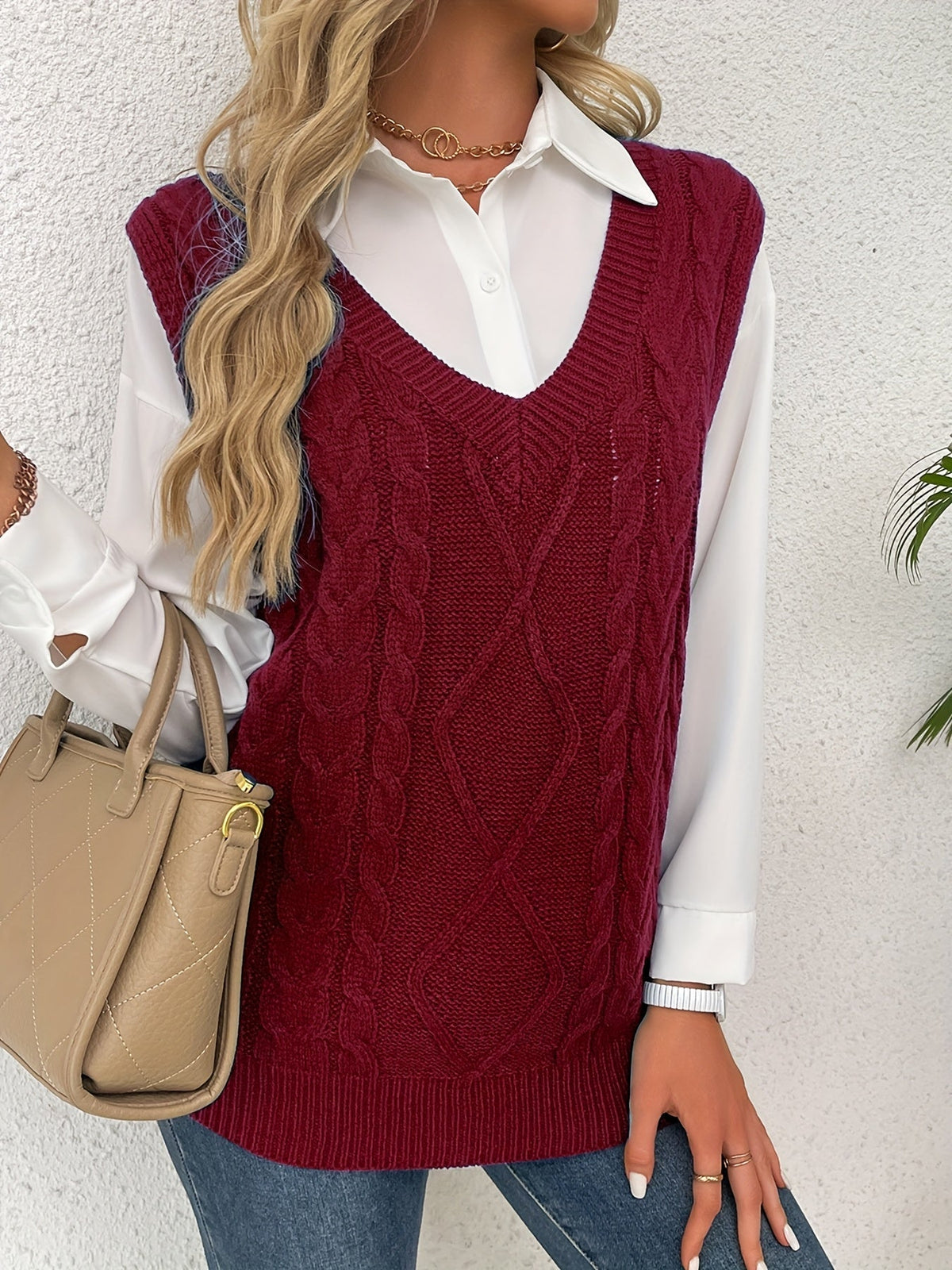 Luella – Chunky Cable-Stitch Pullover Vest for Women