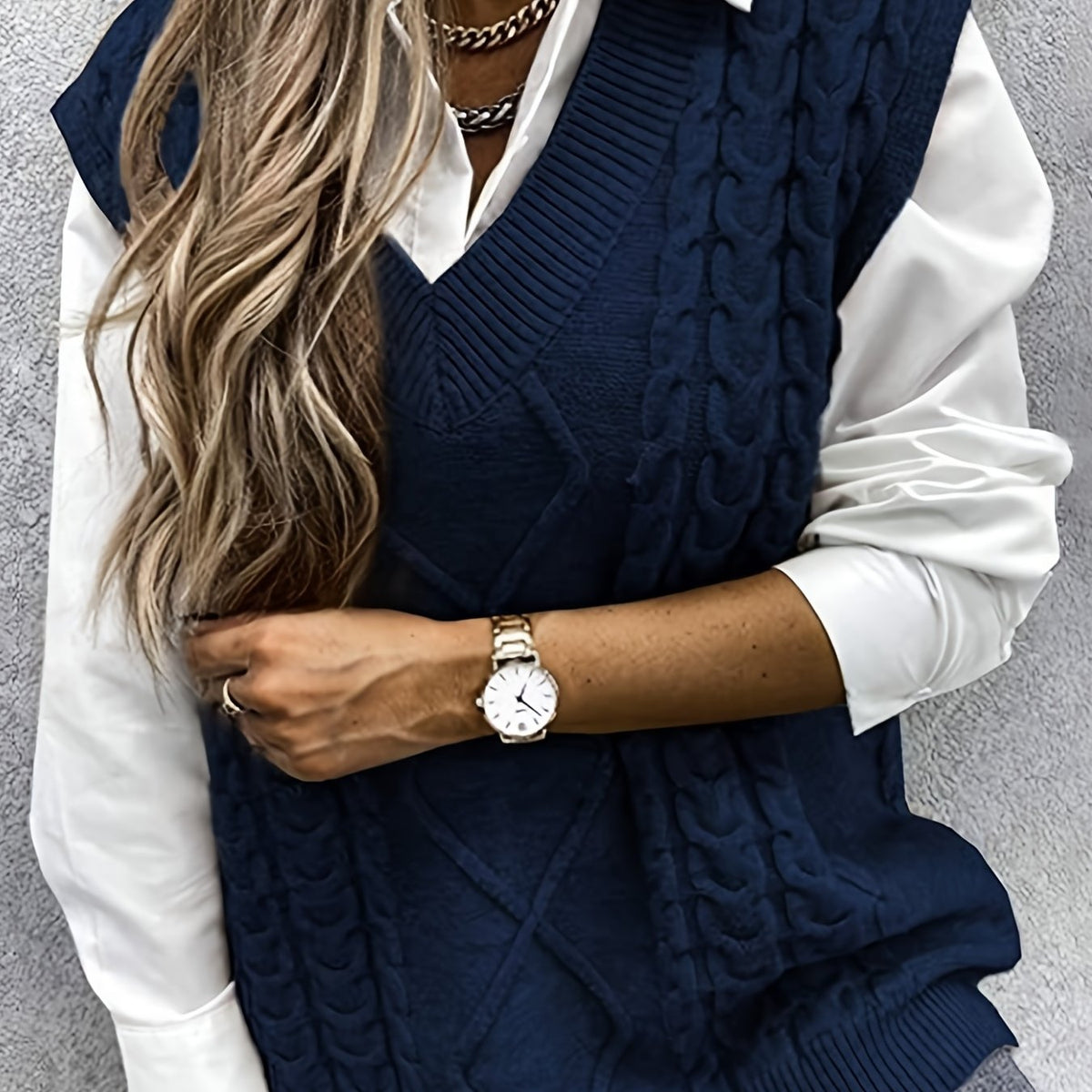 Luella – Chunky Cable-Stitch Pullover Vest for Women