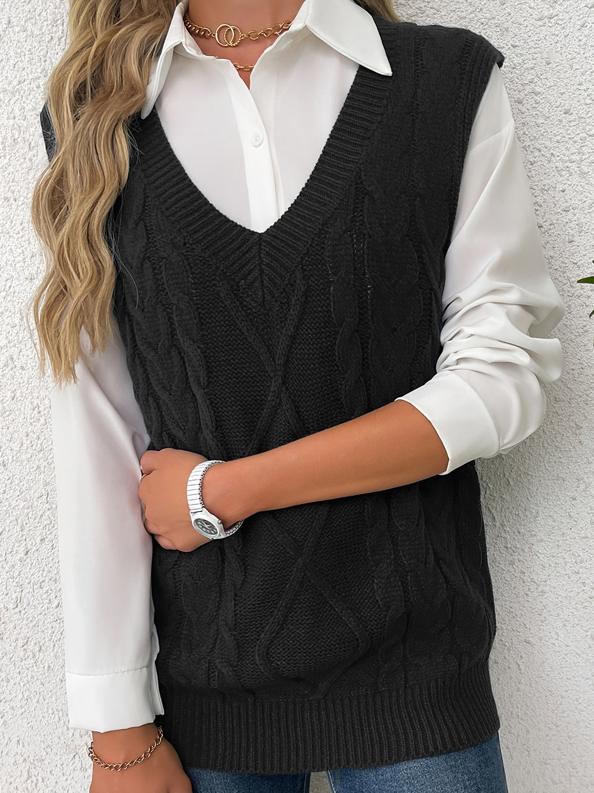 Luella – Chunky Cable-Stitch Pullover Vest for Women