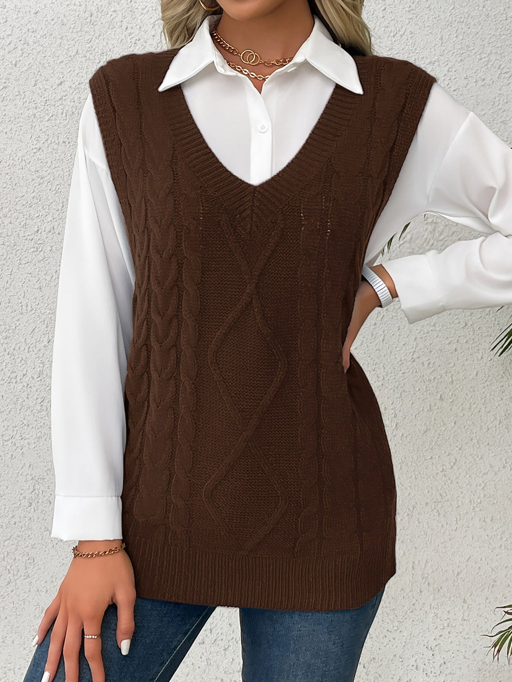 Luella – Chunky Cable-Stitch Pullover Vest for Women