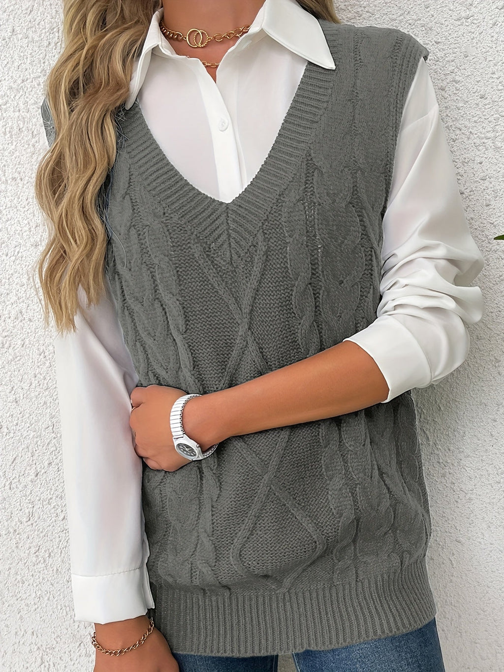Luella – Chunky Cable-Stitch Pullover Vest for Women