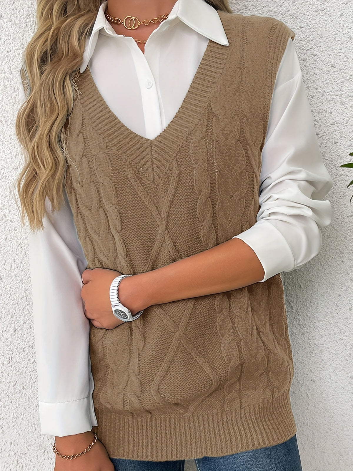 Luella – Chunky Cable-Stitch Pullover Vest for Women
