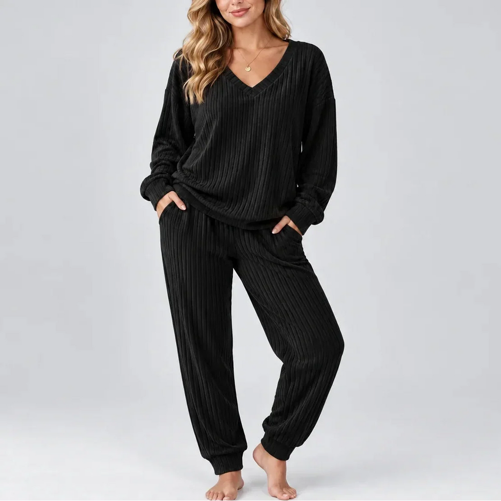 Robin – V-Neck Ribbed Jogger Set for Women