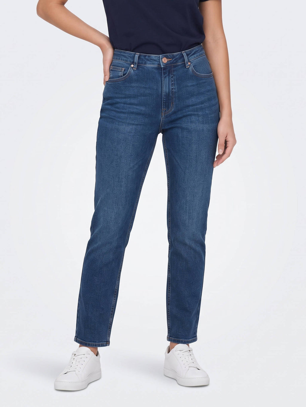 Sharon – Wide-Leg Trouser Jeans with Pressed Crease for Women