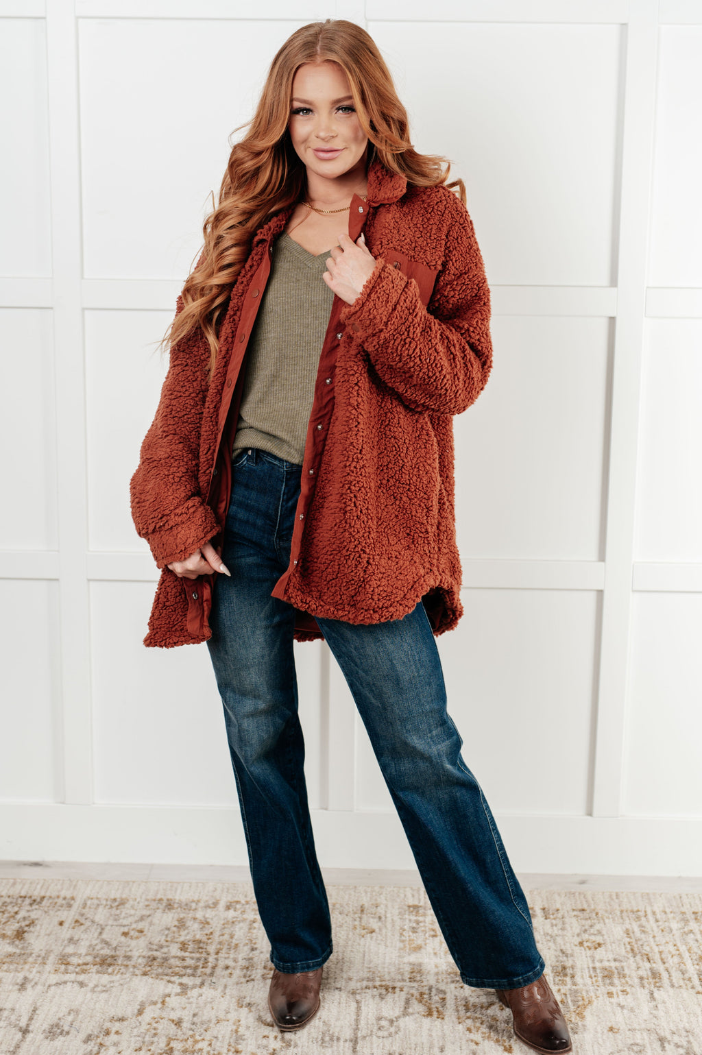 Viviana – Oversized Sherpa Jacket with Chest Pocket for Women