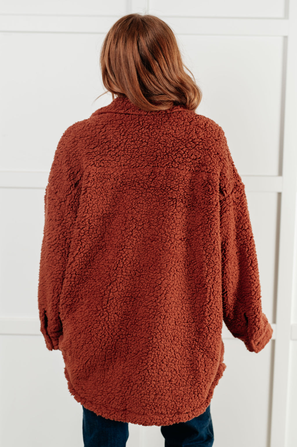 Viviana – Oversized Sherpa Jacket with Chest Pocket for Women