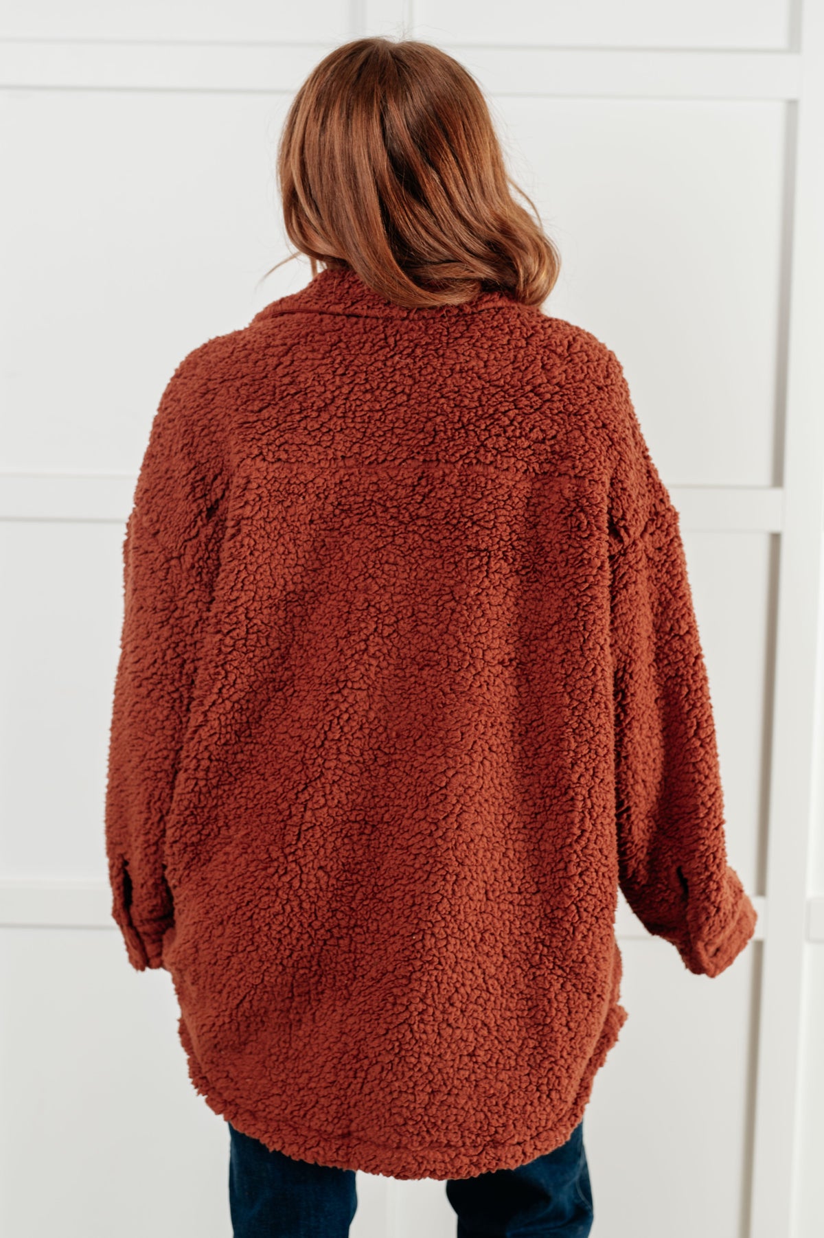 Viviana – Oversized Sherpa Jacket with Chest Pocket for Women