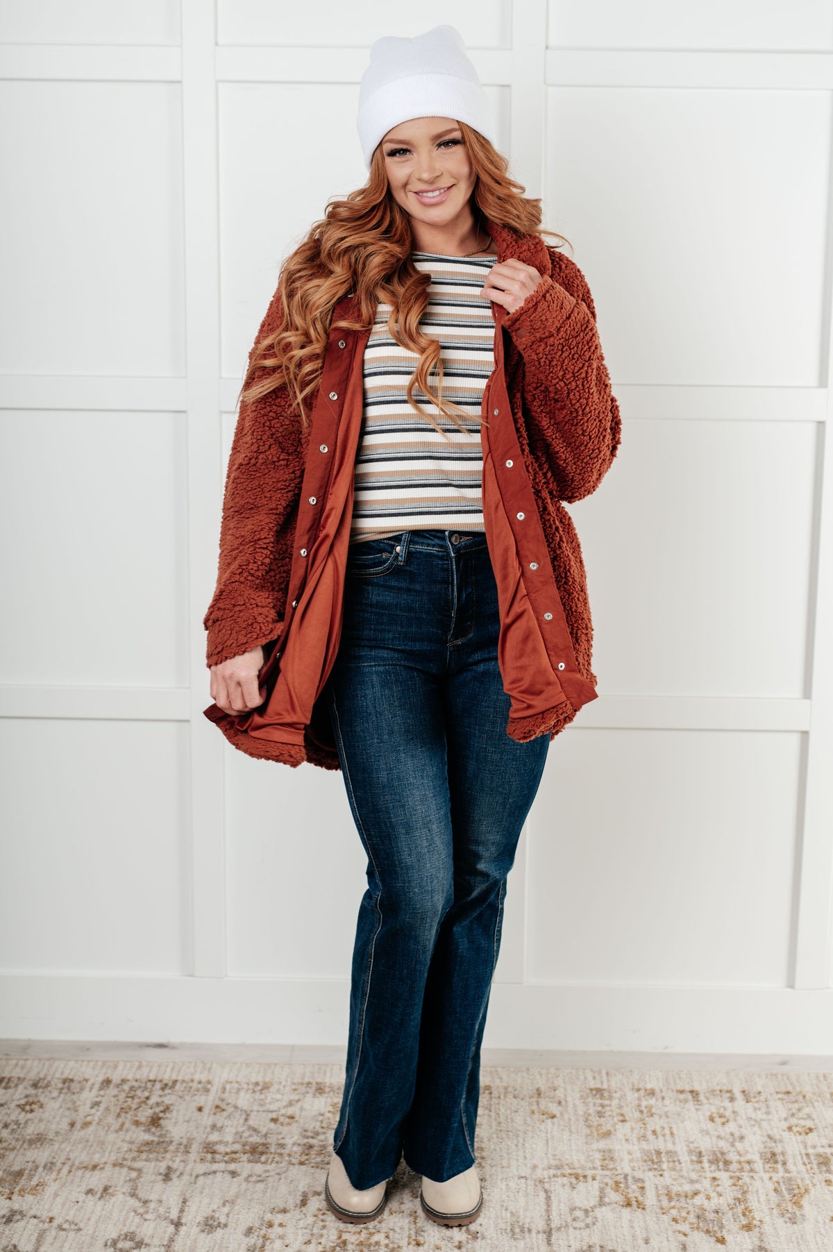 Viviana – Oversized Sherpa Jacket with Chest Pocket for Women