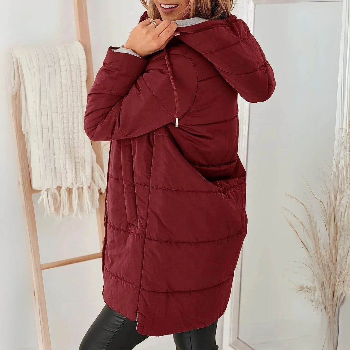 Alexa – Women's Padded Zip-Up Winter Coat with Hood
