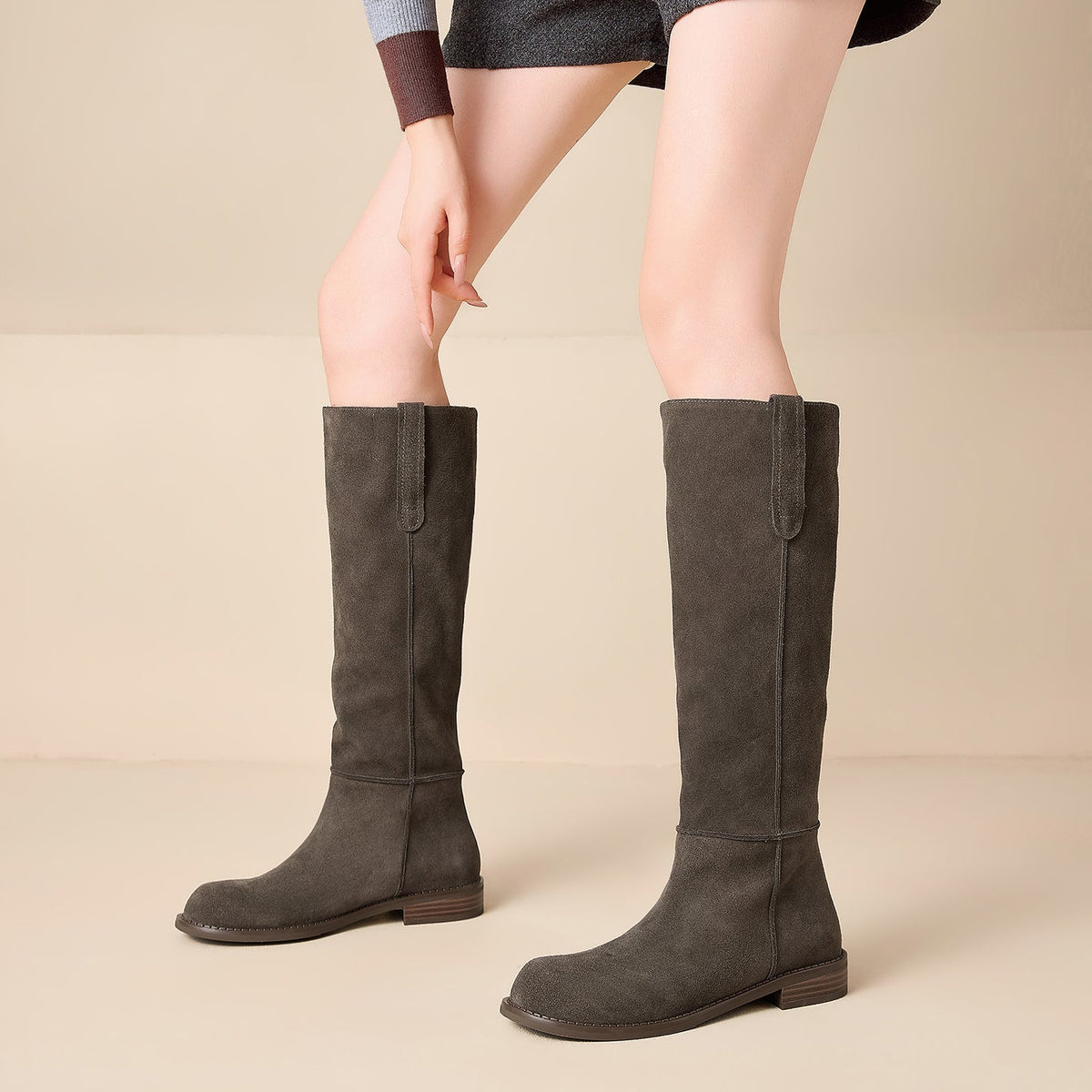 Aveline – Women's Low Heel Round-Toe Knee-High Boots