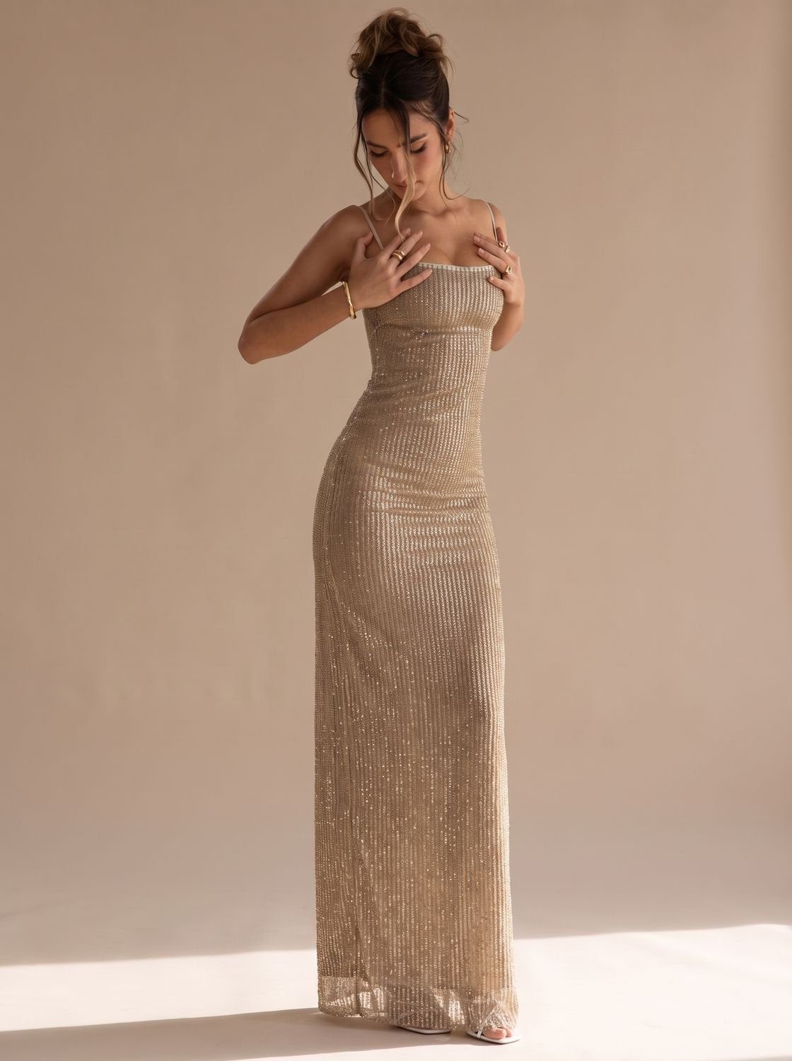 Beverly – Women's Bodycon Open-Back Sequin Maxi Dress