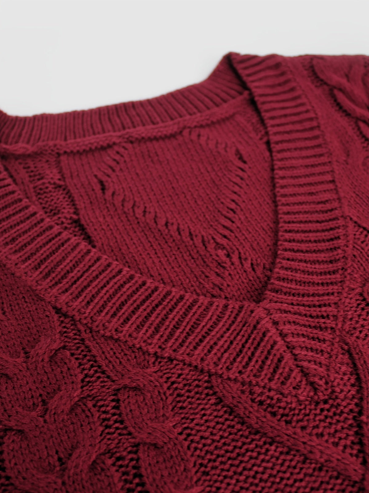 Luella – Chunky Cable-Stitch Pullover Vest for Women