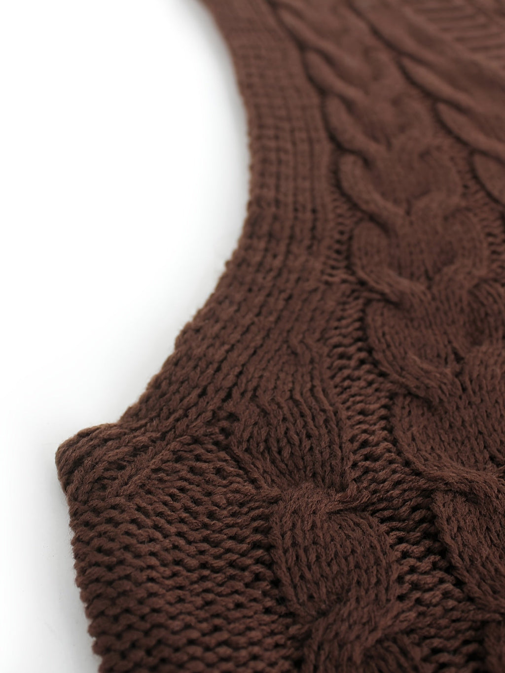 Luella – Chunky Cable-Stitch Pullover Vest for Women