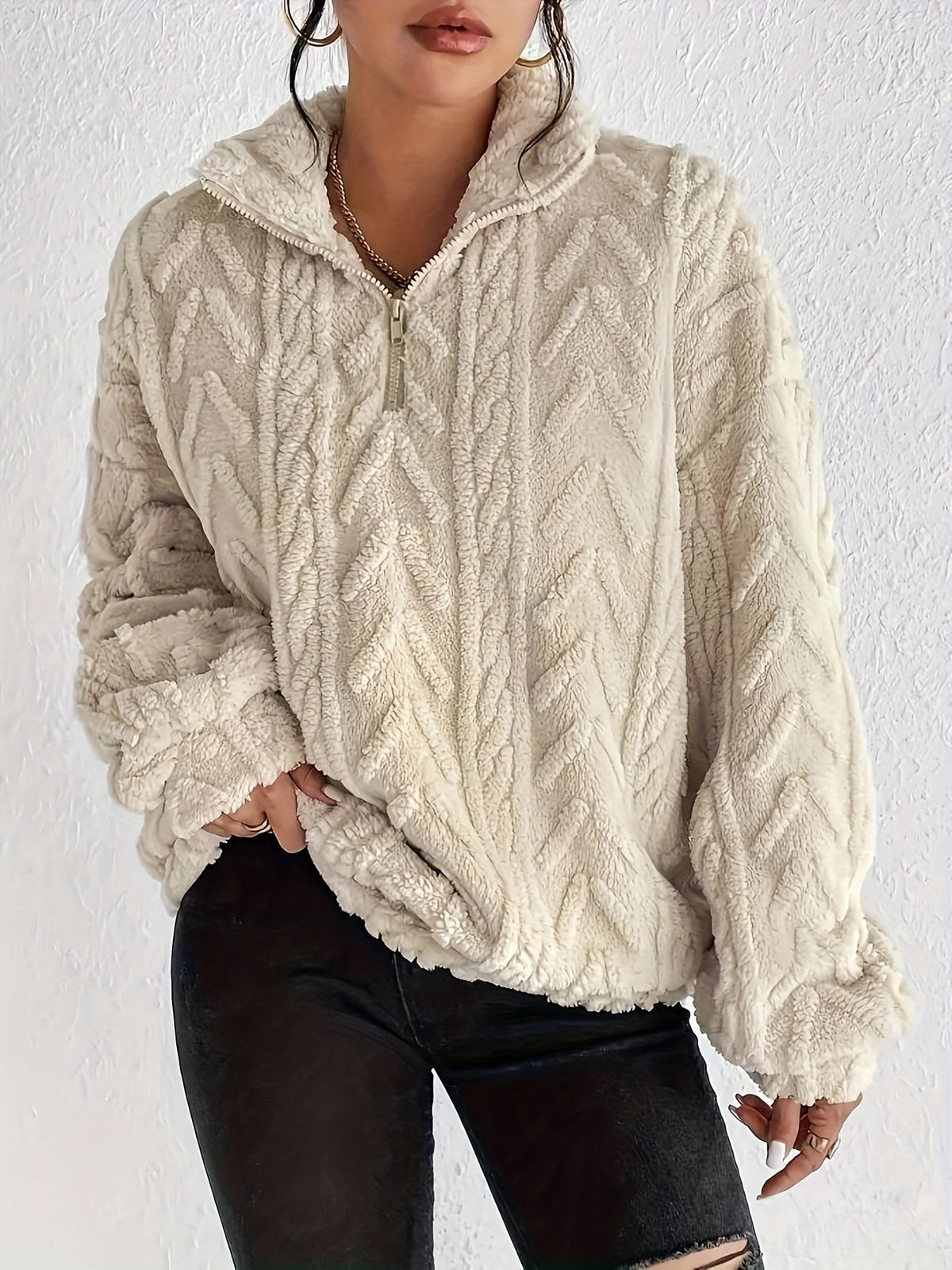 Christina – Women's Oversized Cable-Stitch Quarter Zip Sweater