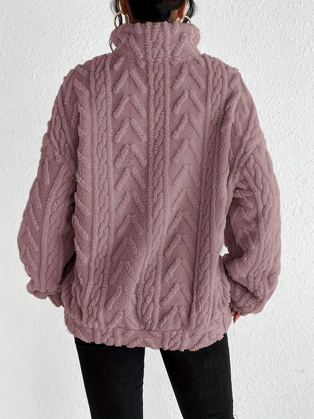 Christina – Women's Oversized Cable-Stitch Quarter Zip Sweater