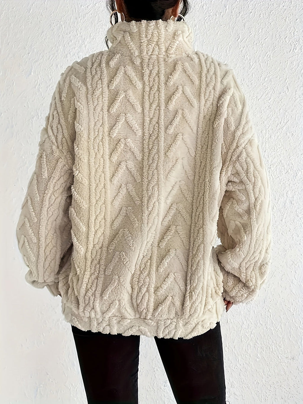Christina – Women's Oversized Cable-Stitch Quarter Zip Sweater