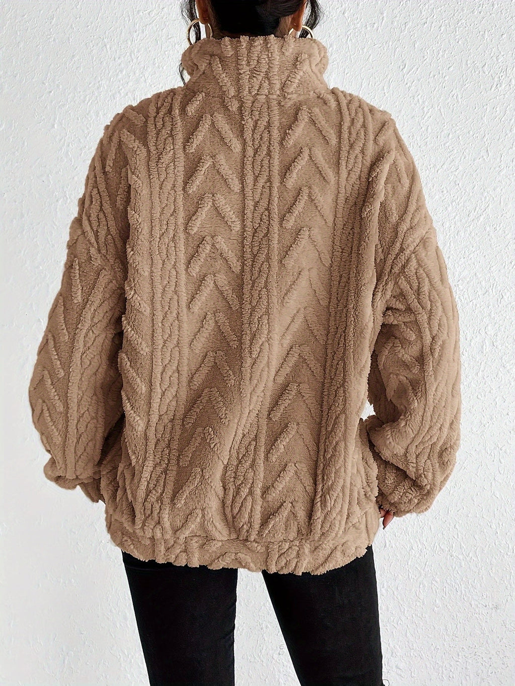 Christina – Women's Oversized Cable-Stitch Quarter Zip Sweater