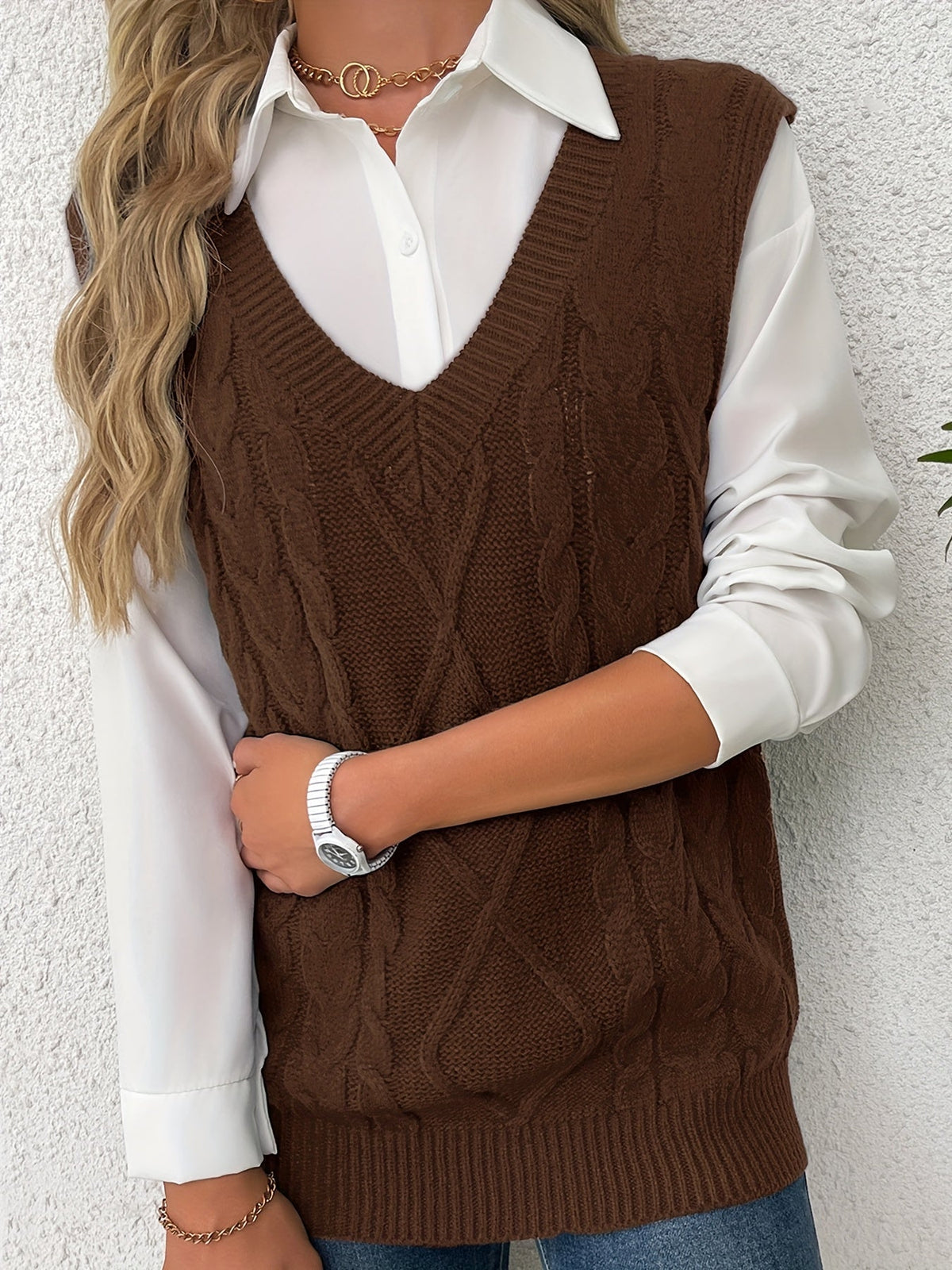 Luella – Chunky Cable-Stitch Pullover Vest for Women
