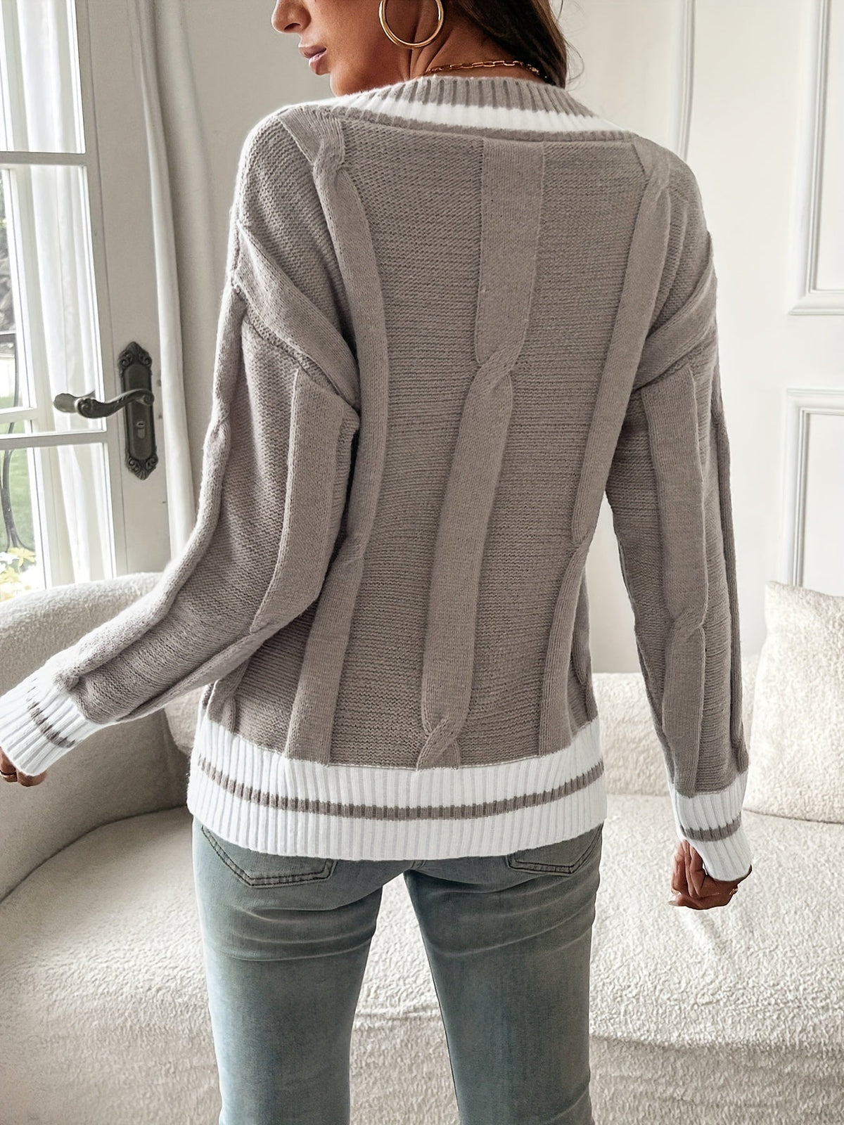 Lyla – Women's Preppy Contrast Trim Pullover Sweater