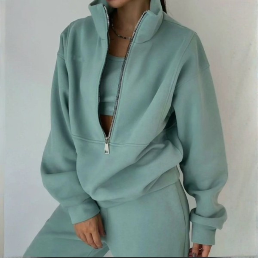 Azalea – Oversized Half-Zip Cropped Jogger Set for Women